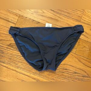 Navy low rise bikini bottom Medium